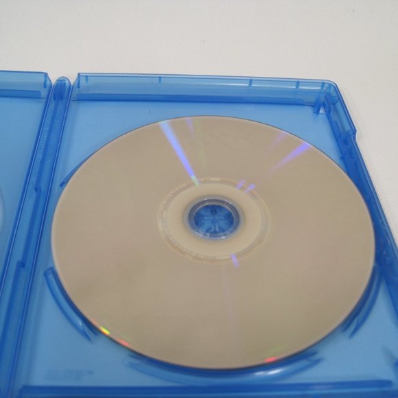 Star Trek BLU-RAY J.J. Abrams(DIR) 2009 (Chris Pine) (John Cho) (Ben Gross) - Picture 9 of 9